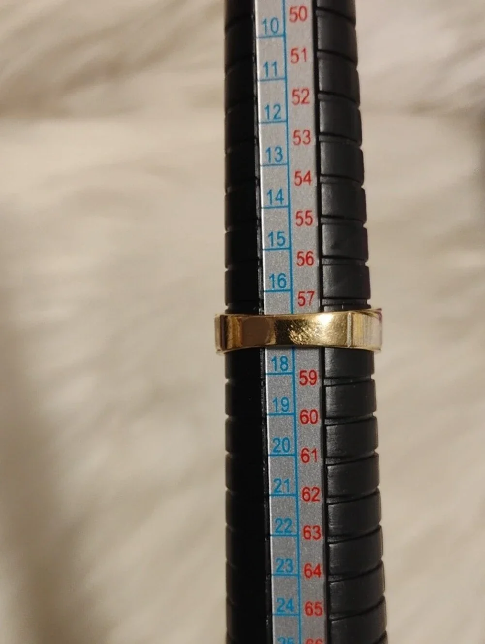 Men’s 10k Solid Gold Two-Tone Accent 5 Diamond Band